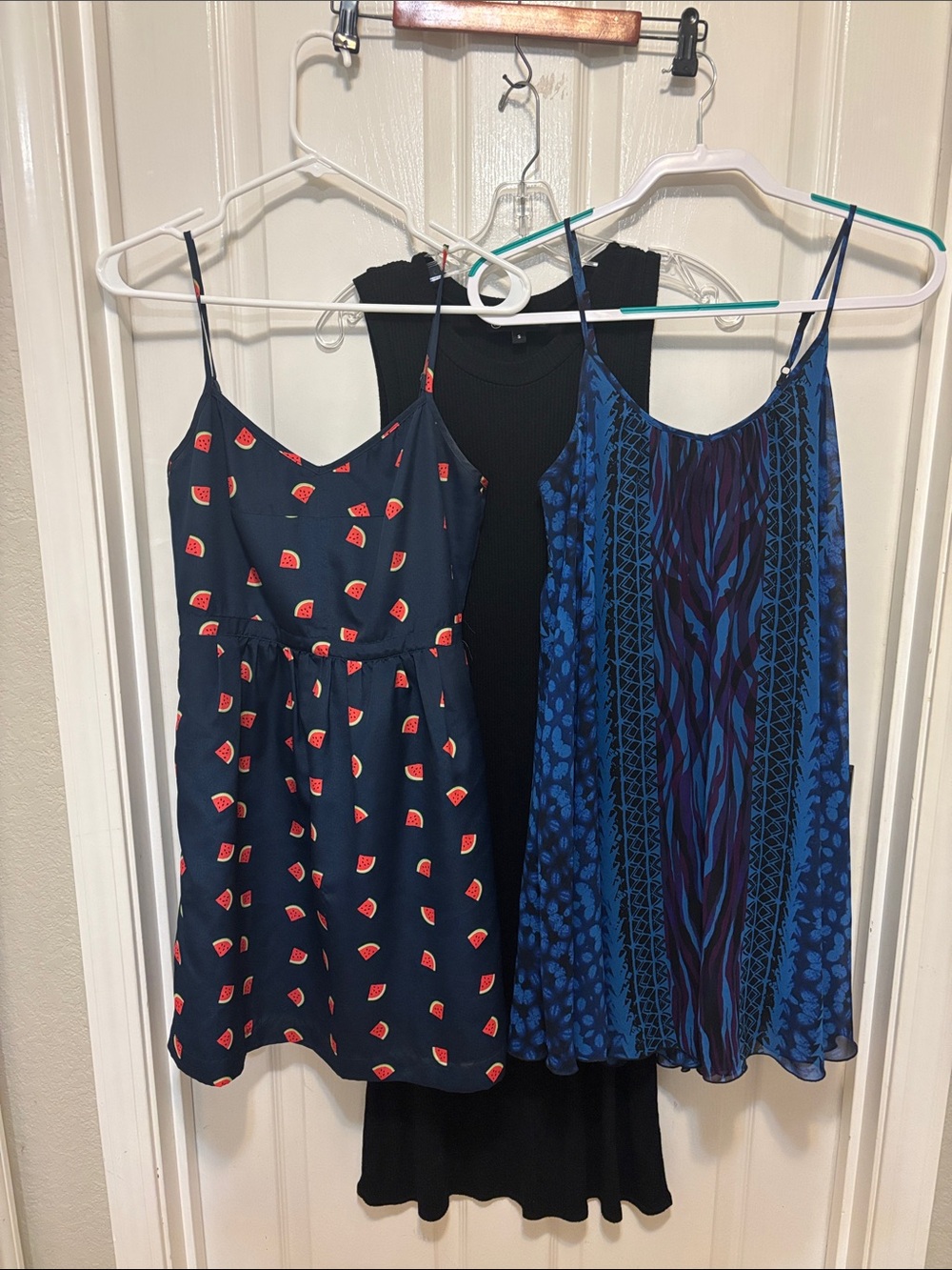 3 women’s dresses all sz small great condition- express, jcrew, wantable